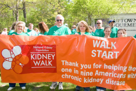 2006 Kidney Walk with Banner NKF "Walk Starts"