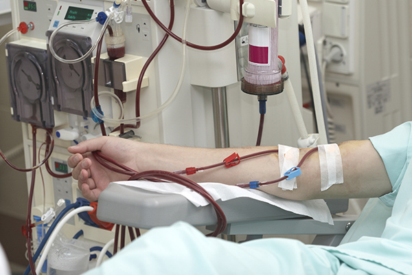 Dialysis_In Patient_Dollarphotoclub_21638770 web.jpg