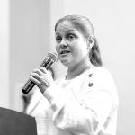 Dr. Silke Niederhaus Headshot