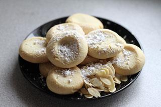 Chinese Almond Cookies