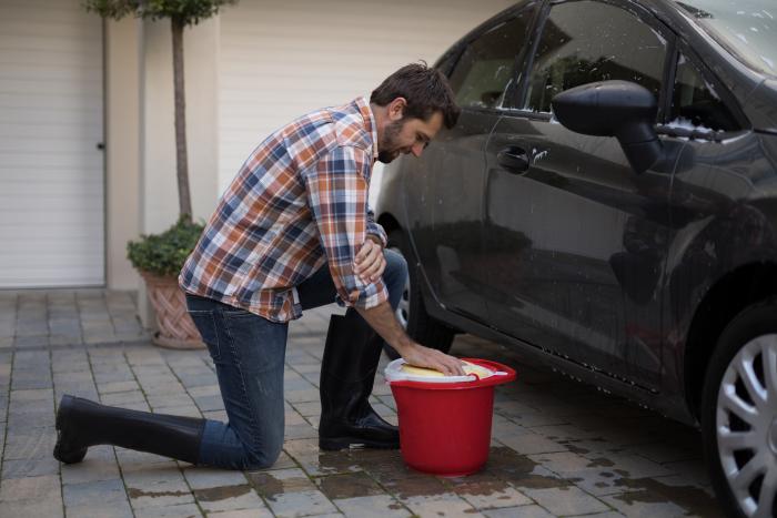 what_to_know_about_hand_washing_your_car_-_kidney_cars.jpg